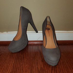 women high heel pumps, grey, size 8 1/2